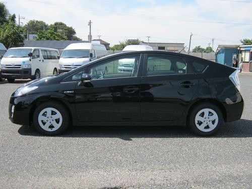 30系　プリウス　格安　リース　レンタル　レンタカー　ハイブリッド　東京都　三鷹市　2013.6．5．.jpg